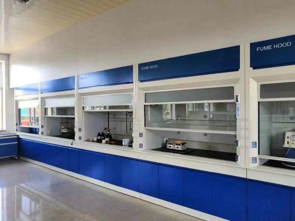 不銹鋼藥品柜和鋁木藥品柜的優(yōu)缺點(diǎn)有哪些？