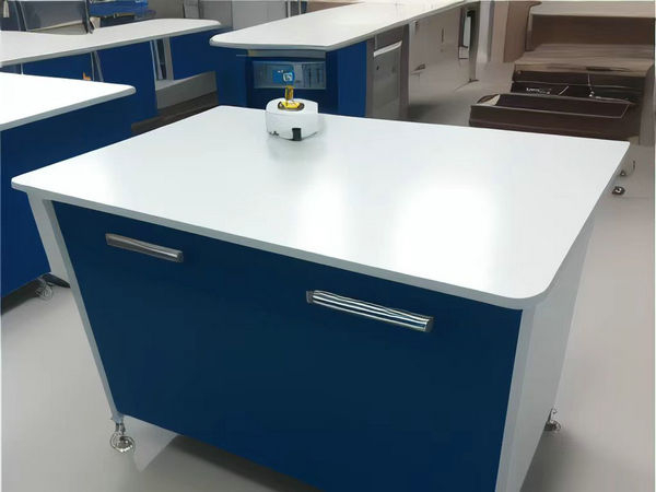 鄭州鋼木實(shí)驗(yàn)臺(tái)和全鋼實(shí)驗(yàn)臺(tái)的區(qū)別是什么?